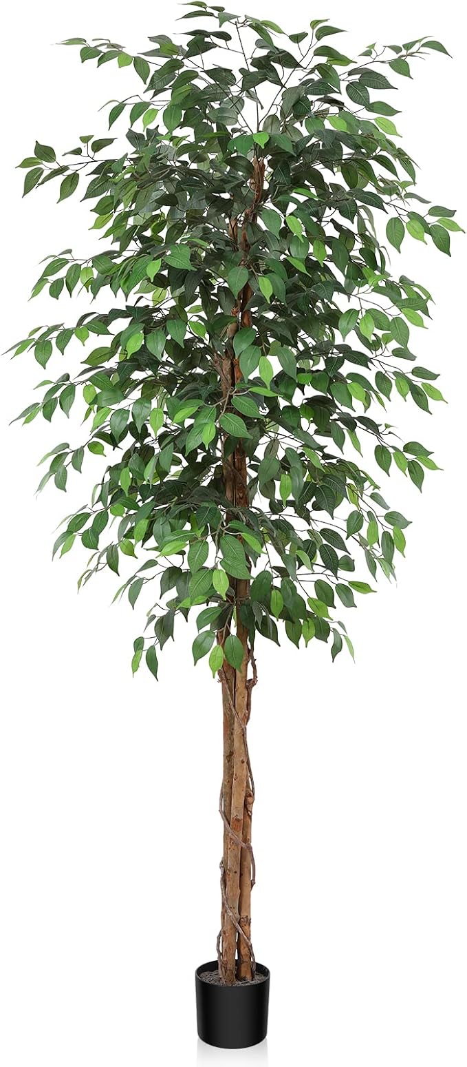 Artificial Tree with Realistic Leaves